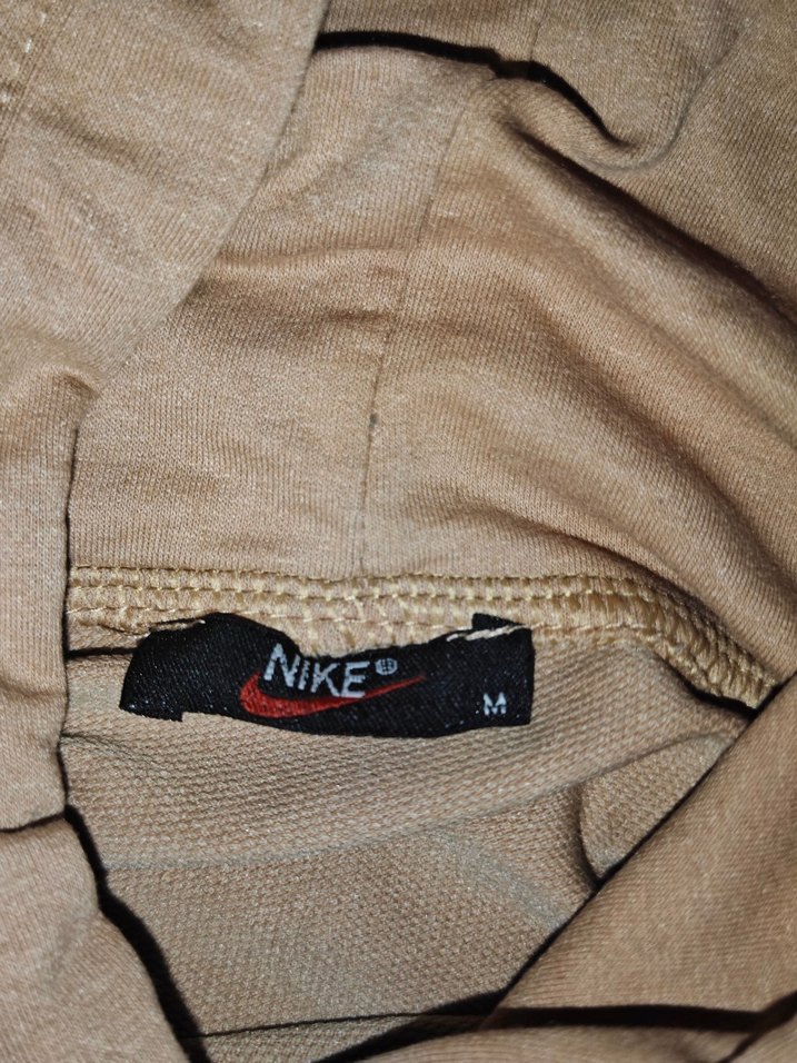 Nike Kapüşonlu Kısa Kesim Kadın Sweatshirt - Görsel 3