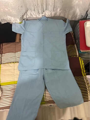 scrubs