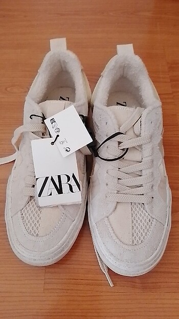 37 Beden ten rengi Renk Zara spor ayakkabı