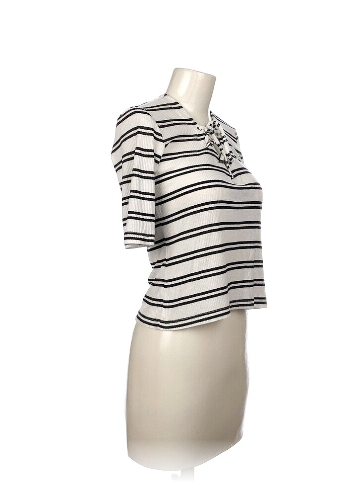 Koton Bluz %70 İndirimli. - Görsel 2