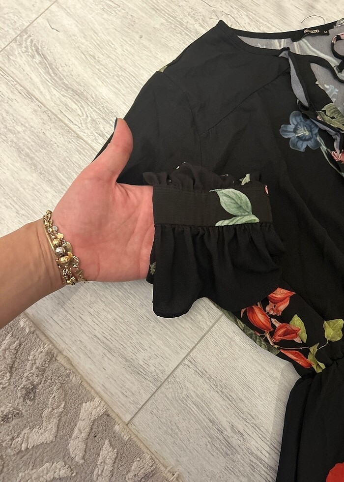 İçinde kombinezonu var,dikilidir - Görsel 2