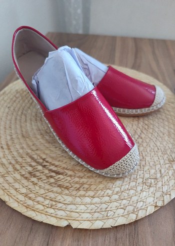 Kırmızı Rugan Kadın babet - Görsel 2