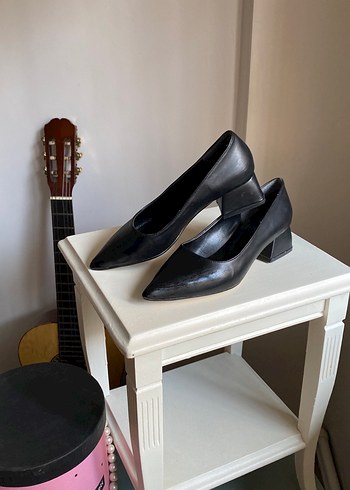 Siyah Deri Kadın Topuklu Stiletto