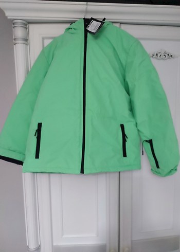 9 Yaş Beden yeşil Renk Yeşil Kapüşonlu Fermuarlı unisex mont