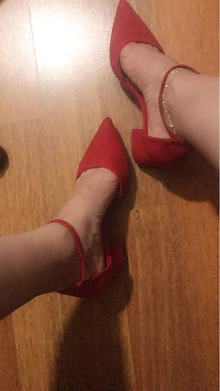 Bershka kırmızı şık ayakkabı