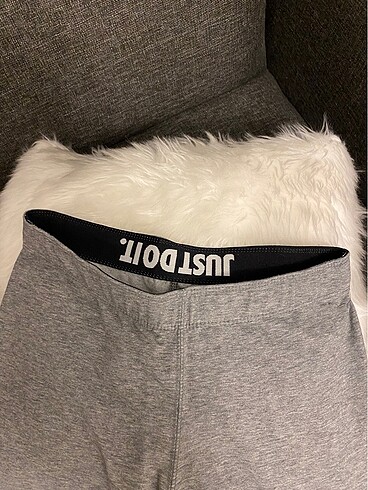 Nike gri sweat