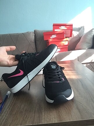 Spor ayakkabı