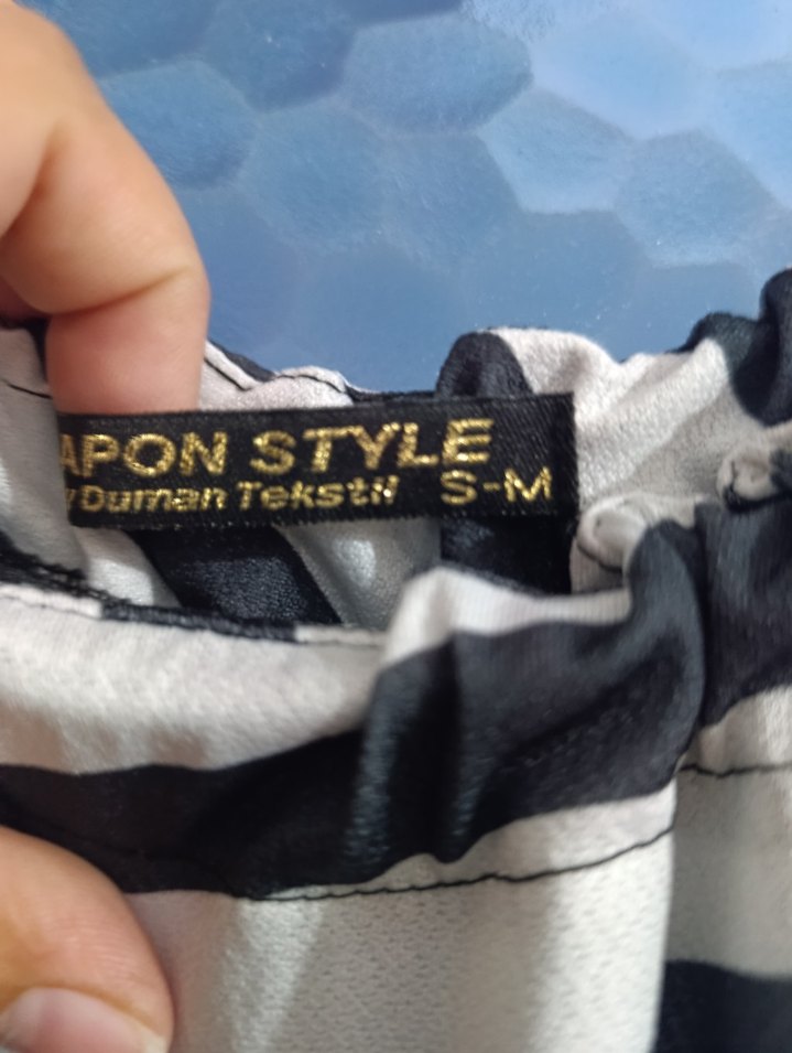 SİYAH BEYAZ ÇİZGİLİ ELBİSE - Görsel 4