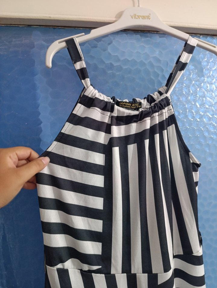 SİYAH BEYAZ ÇİZGİLİ ELBİSE - Görsel 3