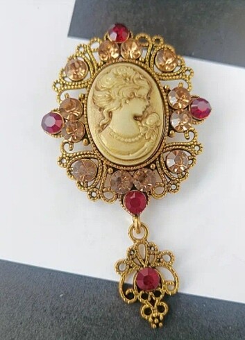 Vintage Cameo Broş