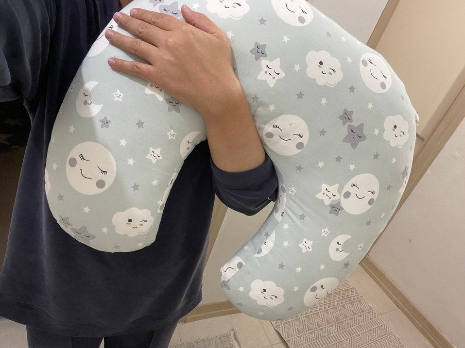 Baskılı Gri Emzirme ve Hamile Yastığı - Görsel 2