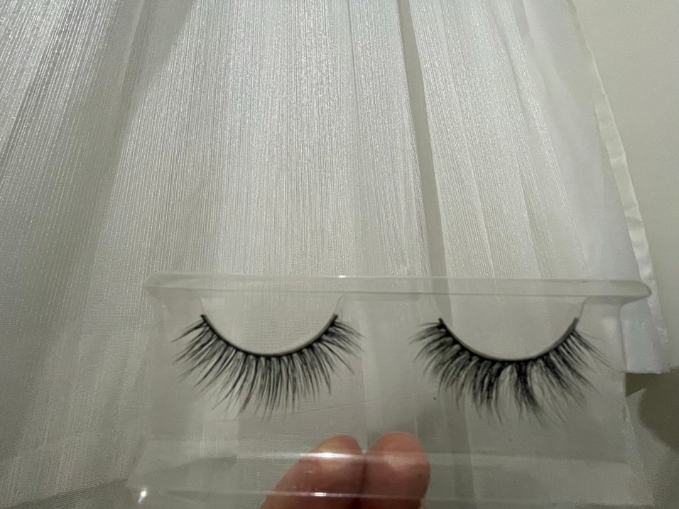 Parlak Bej Takma Kirpik - Görsel 4