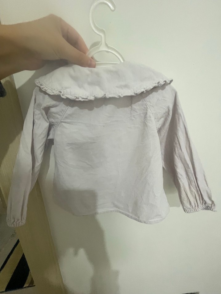 Kız Çocuk Gri Keten Düğmeli Gömlek - Görsel 3