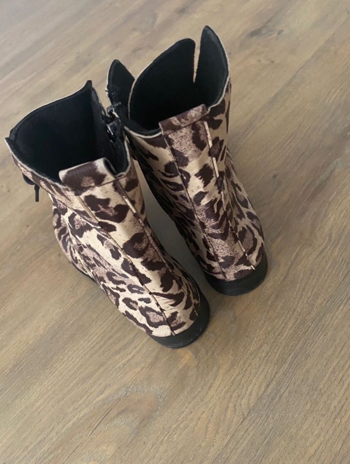 Leopar Desenli Bot - Görsel 2