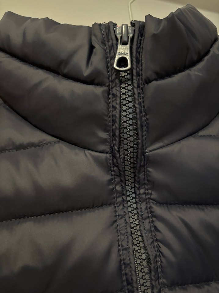 ONLY Lacivert Kısa Fermuarlı Kadın Mont - Görsel 4