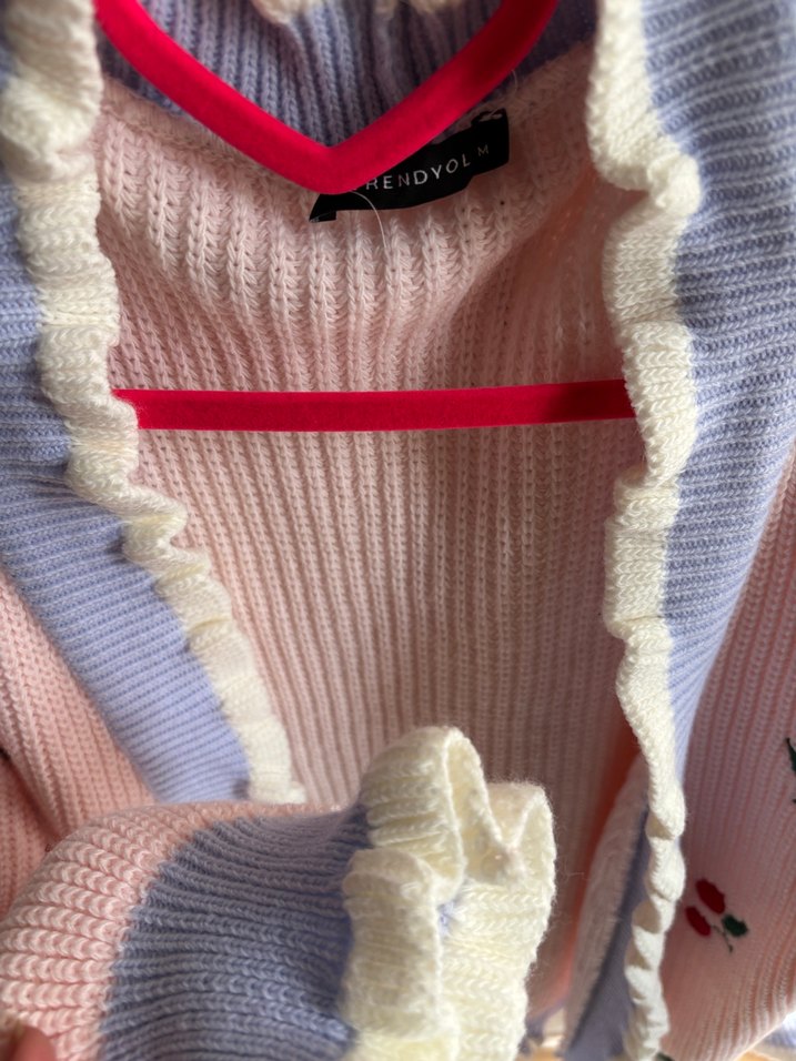 Nakışlı Pembe  Triko Hırka - Görsel 2