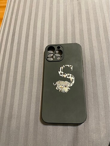 S harfli 13 pro max telefon kılıfı