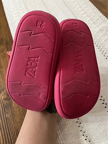 23 Beden ZARA KIZ ÇOCUK TERLİK