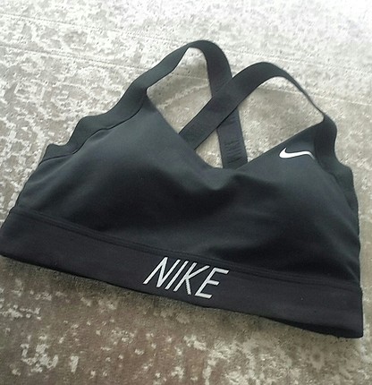 nike sporcu südyen