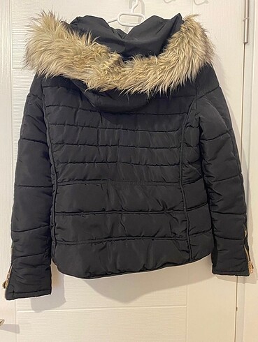 Bershka Berska mont