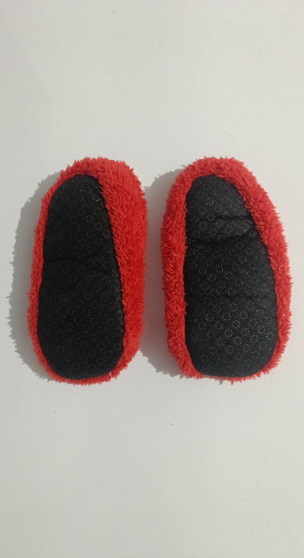 Kız Çocuk Kırmızı Nakışlı Sıcak Ev Terliği Numara 16 - Görsel 2