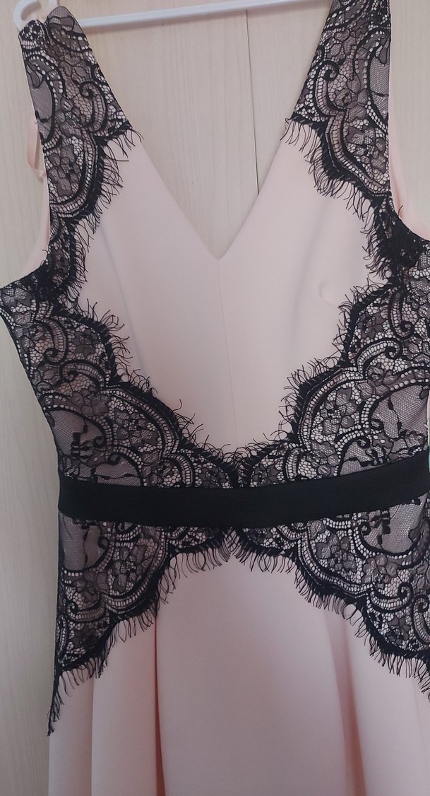 Dantel Detaylı Pembe Midi Elbise - Görsel 2