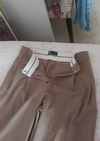 Bej çizgili bol kesim Kadın Kumaş Pantolon - Görsel 2