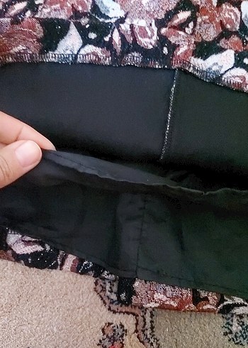 V Yaka Kahverengi Desenli Uzun Bohem Elbise - Görsel 3