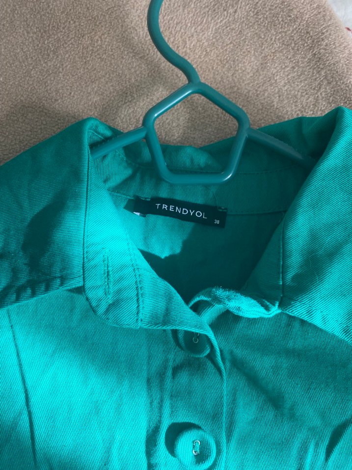 Düğmeli Kısa Kollu Yeşil Keten Elbise - Görsel 5