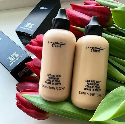 Mac studio fondöten 120ml 