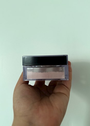 Huda Beauty Pudra - Görsel 2