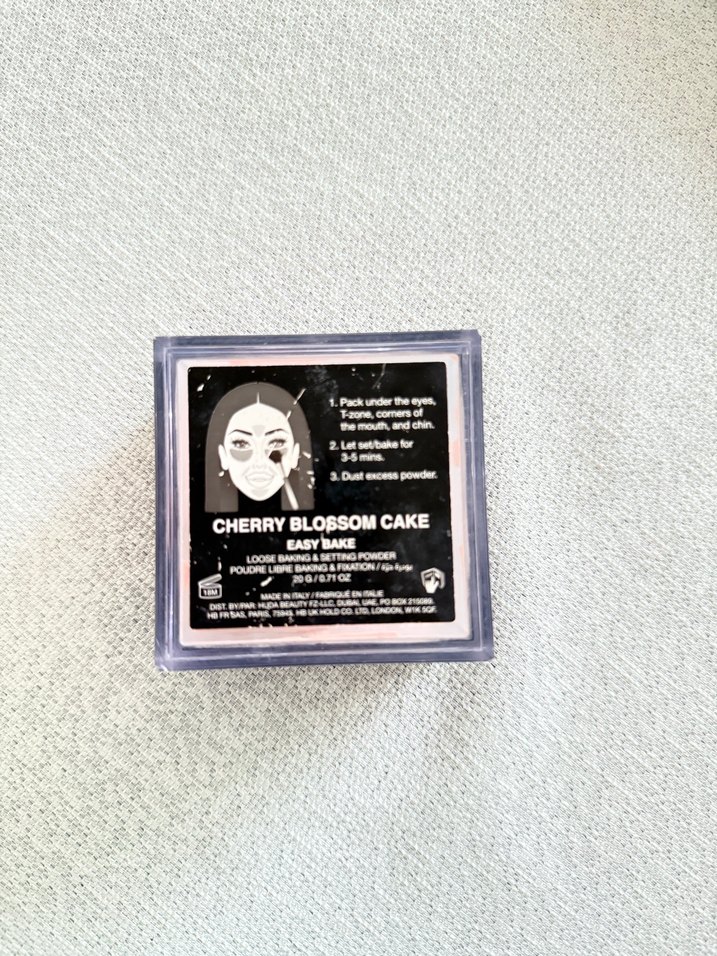 Huda Beauty Pudra - Görsel 3