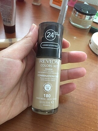 Revlon fondeten