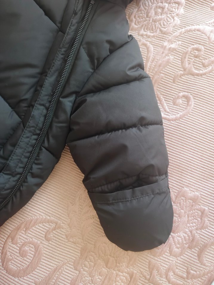 Siyah Kapüşonlu Bebek Tulum - Görsel 4