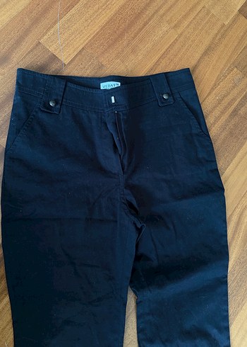 Düğmeli siyah Kadın Kot Pantolon - Görsel 3