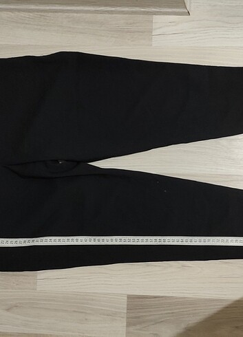 40 Beden H&M siyah kumaş pantolon 