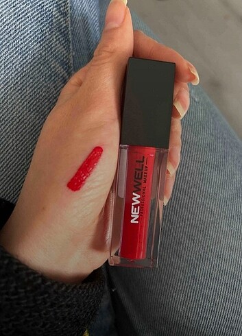 New Well New well lipstick 06 kırmızı