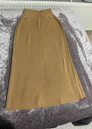 Düğmeli Bej Kadın Uzun yırtmaçlı Triko Etek - Görsel 2