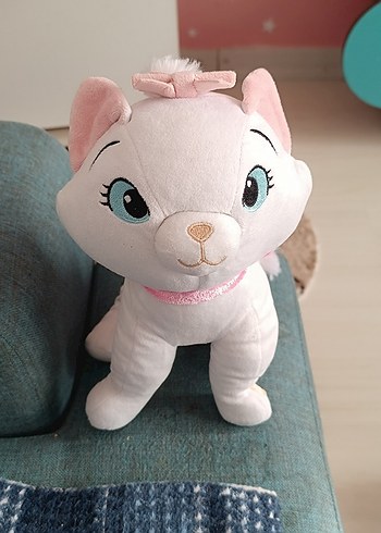 Beyaz Peluş Kedi Oyuncak