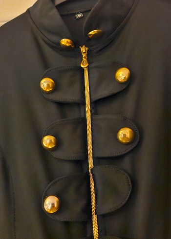 Siyah Düğmeli Kısa Kadın Blazer Ceket - Görsel 3