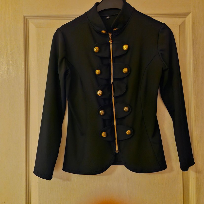 Siyah Düğmeli Kısa Kadın Blazer Ceket - Görsel 2