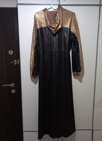 Armine Deri pardesü
