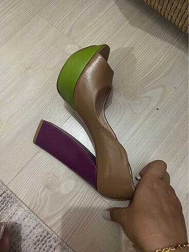 Topuklu ayakkabı - Görsel 7