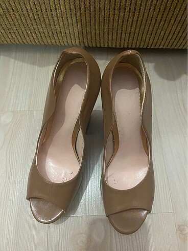 Topuklu ayakkabı - Görsel 6