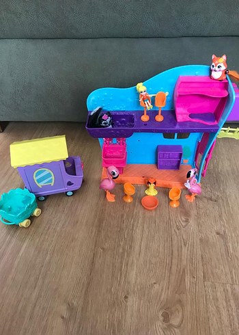 Renkli Mini Oyuncak Ev ve Araç Seti