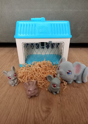 Küçük Hayvan Figürleri ve Mavi Oyuncak Kafes - Görsel 2