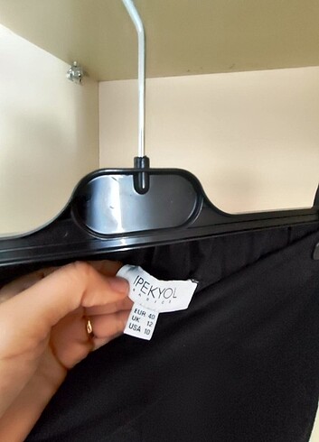 42 Beden İPEKYOL KUMAŞ PANTOLON