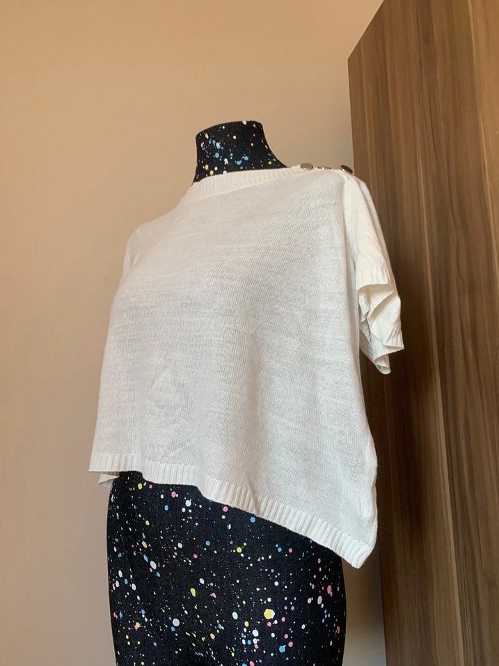 Düğmeli Beyaz Kadın Kısa Kollu Triko - Görsel 4