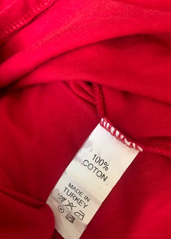 Kısa Kollu V Yaka Kırmızı Tişört - Görsel 9