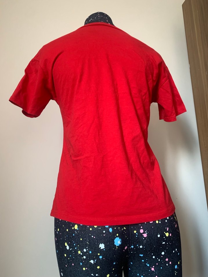Kısa Kollu V Yaka Kırmızı Tişört - Görsel 5